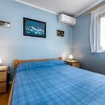 Apartment Marina
