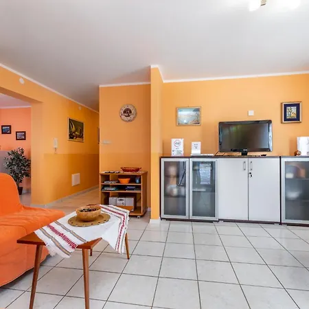 アパート Marina バスカ